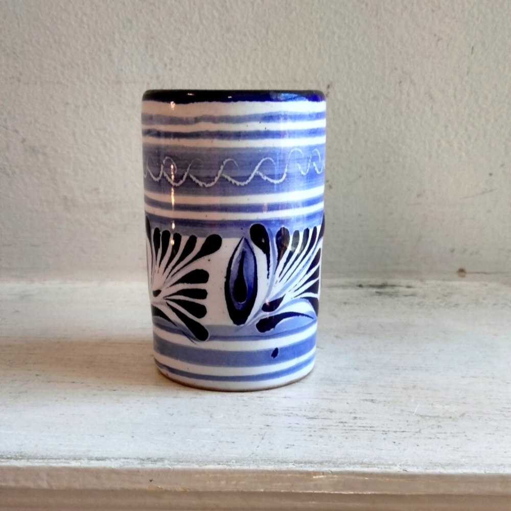 Talavera Mexico Tequila shot glass or toothpick holder blue and white